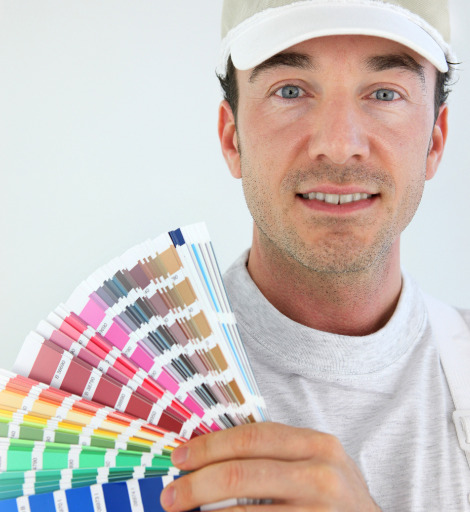 Choix de couleur de peinture par un Expert en peinture en bâtiment